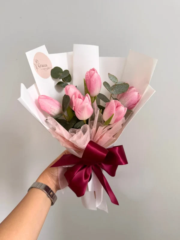 Emely - Tulips