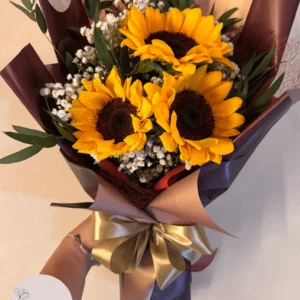 Eliya - Sunflower Bouquet